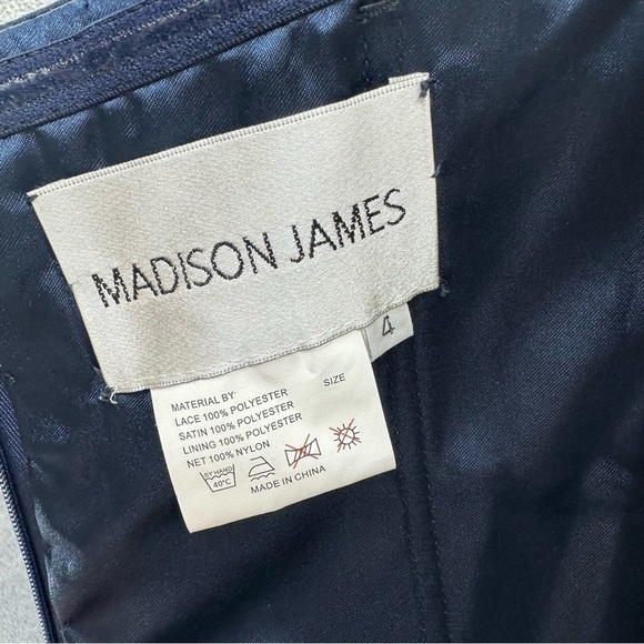 NEW Madison James 19-161 Navy Blue Off Shoulder Prom Cocktail Dress Size 4 - Picture 7 of 8
